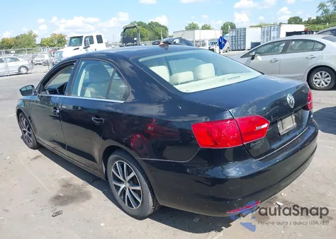 2014 Volkswagen Jetta 1.8T Se from USA, damaged, VIN 3VWD17AJ2EM371855